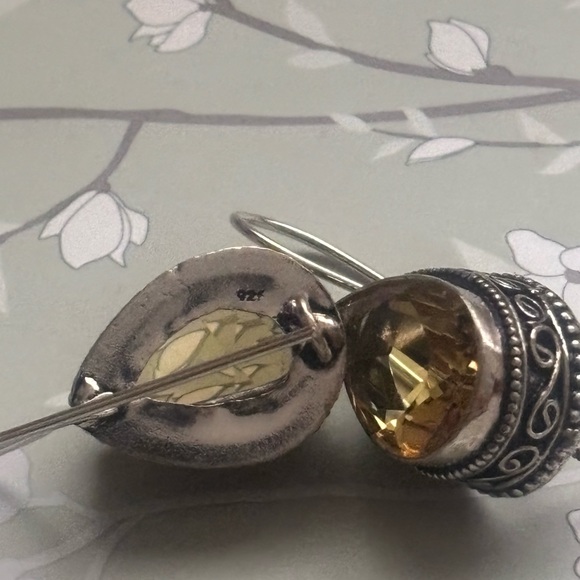 Citrine teardrop sterling silver earrings - Picture 2 of 4